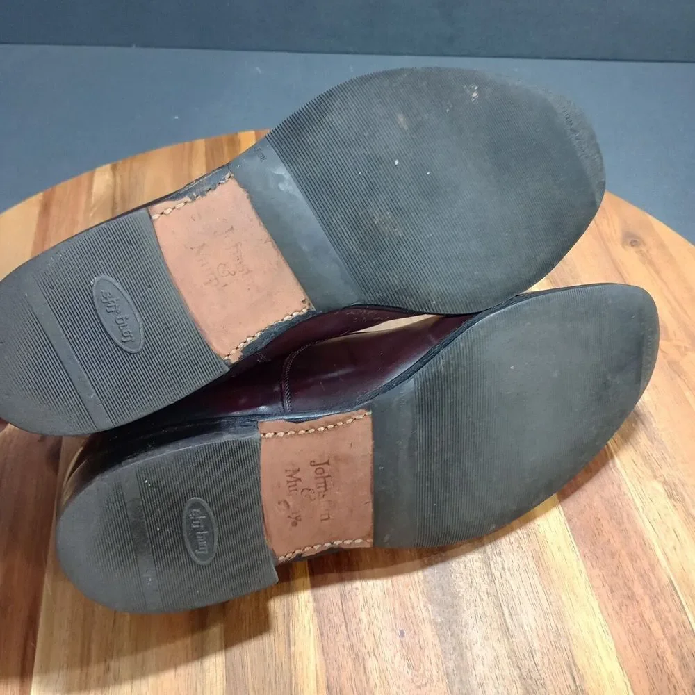 Johnston & Murphy used clothing